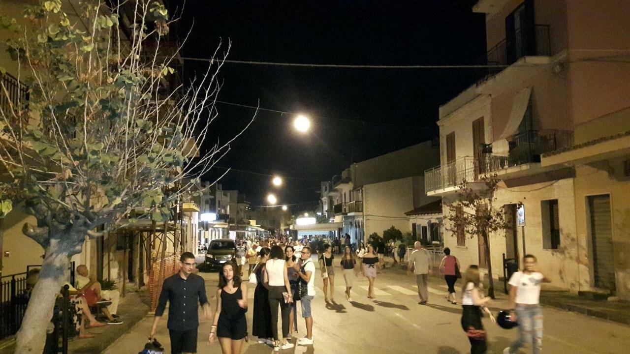 Villetta Sul Mare In Residence บรูโกลี ภายนอก รูปภาพ