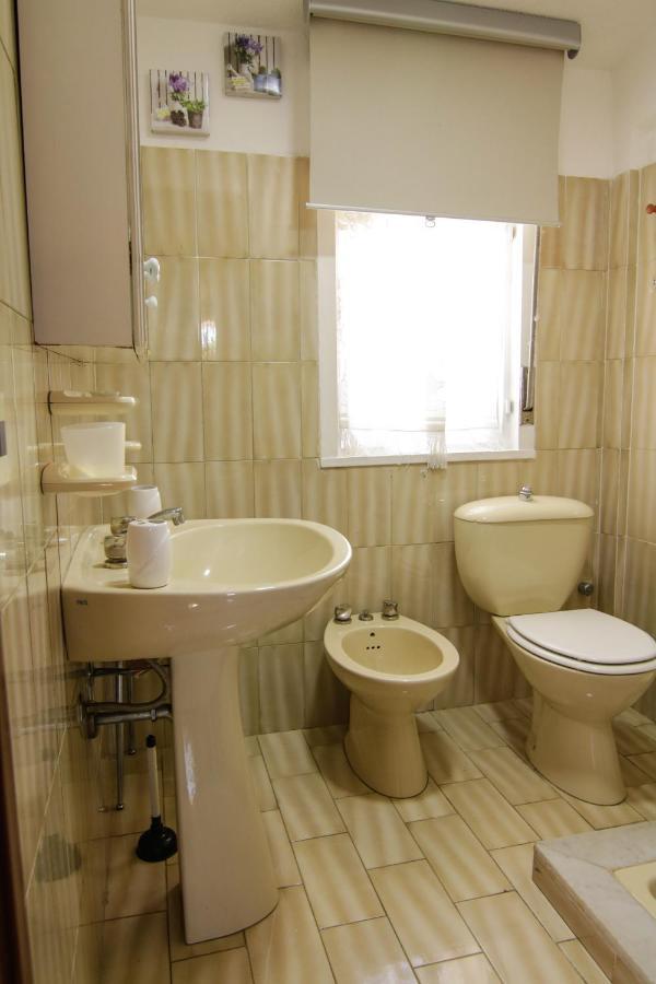 Villetta Sul Mare In Residence บรูโกลี ภายนอก รูปภาพ